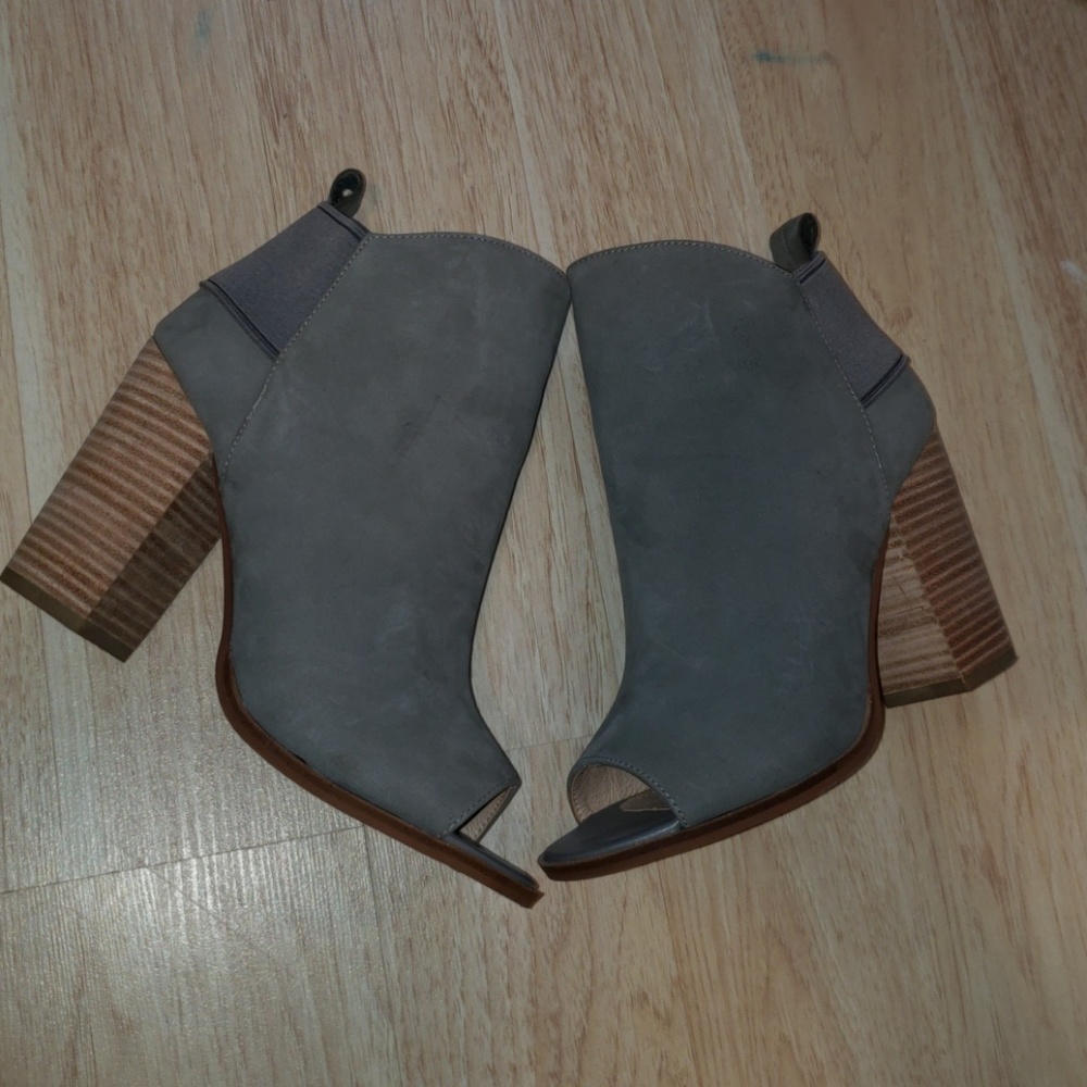 Kelsi dagger Brooklyn booties